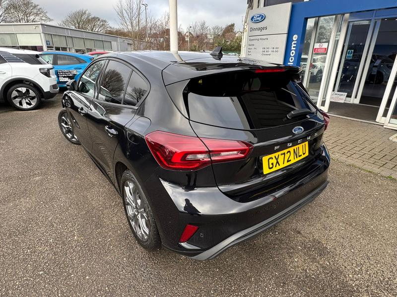 Used Ford Focus 2022 for sale - 76960927: Photo 5