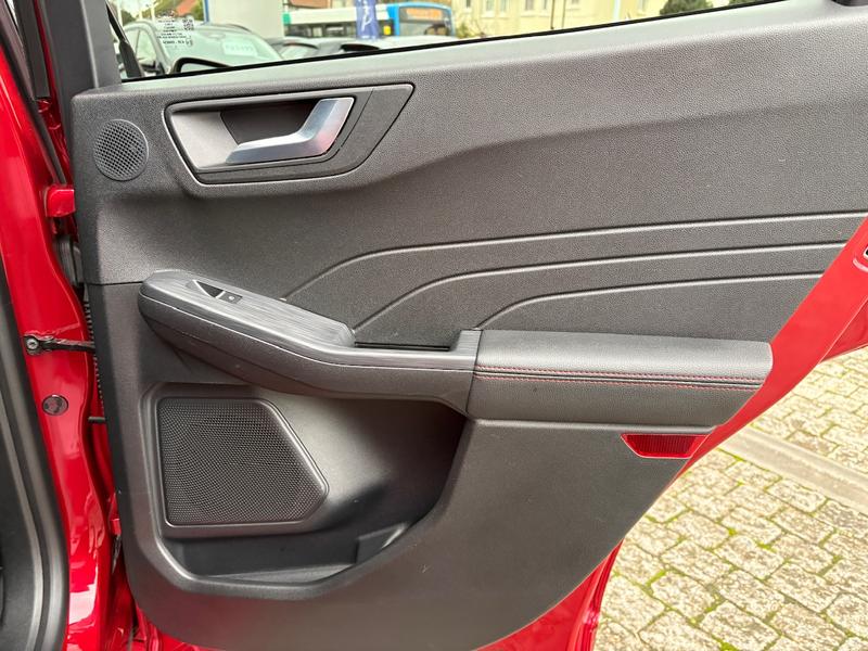 Used Ford Kuga 2022 for sale - 77161101: Photo 17