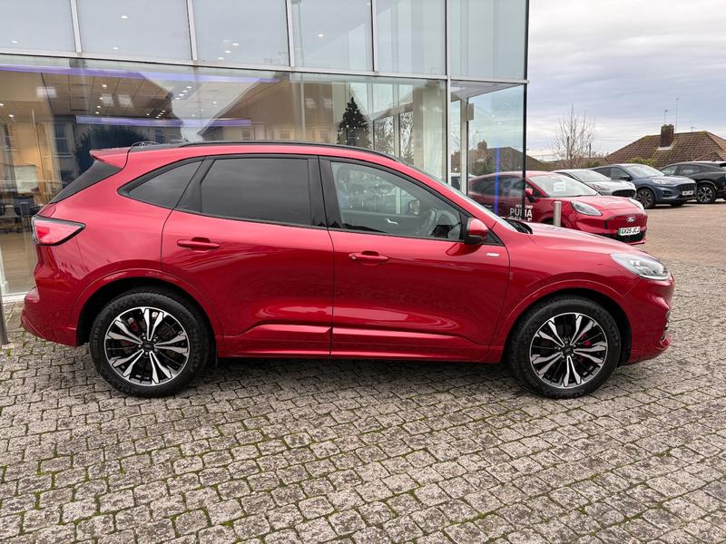 Used Ford Kuga 2022 for sale - 77161101: Photo 2