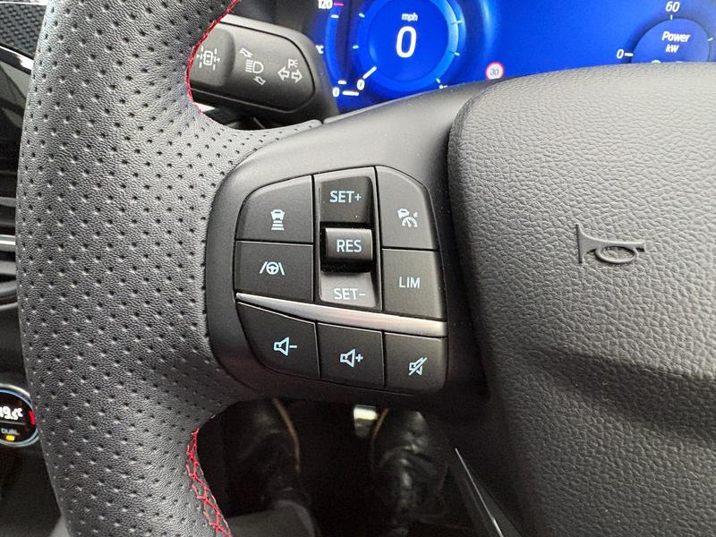 Used Ford Kuga 2022 for sale - 77161101: Photo 30