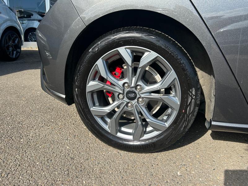 Used Ford Focus 2023 for sale - 76344488: Photo 13