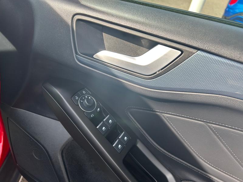 Used Ford Focus 2023 for sale - 75912679: Photo 25