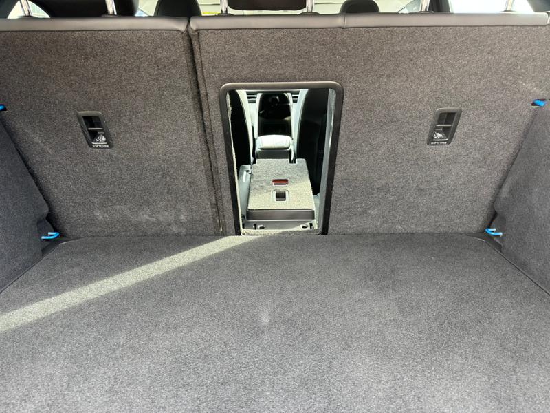 Used Ford Explorer 2024 for sale - 77804604: Photo 13