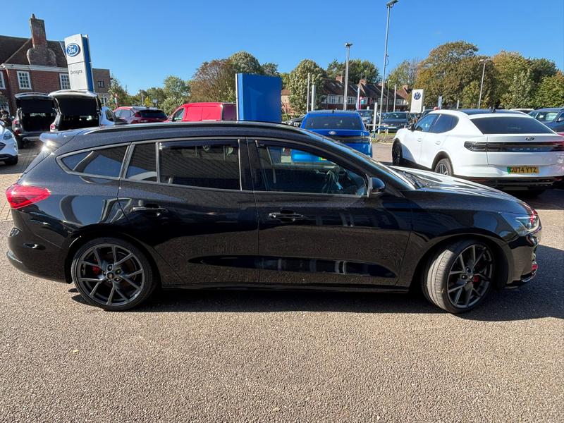 Used Ford Focus 2023 for sale - 75922472: Photo 13