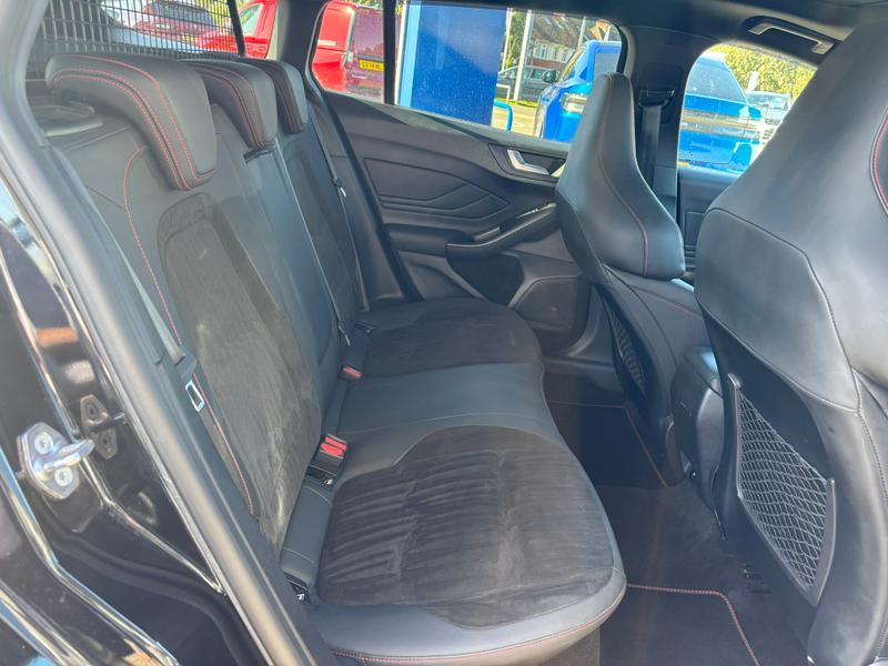 Used Ford Focus 2023 for sale - 75922472: Photo 15