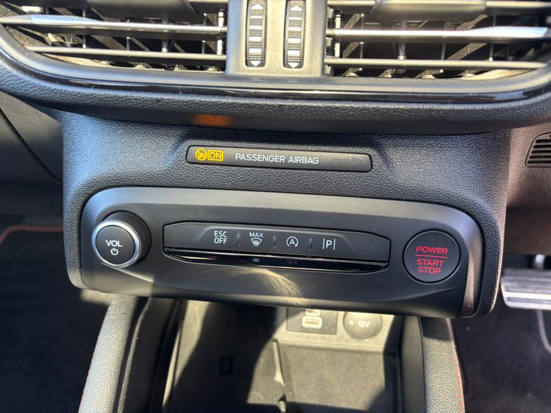 Used Ford Focus 2023 for sale - 75922472: Photo 31
