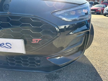 Used Ford Focus 2023 for sale - 75922472: Photo
