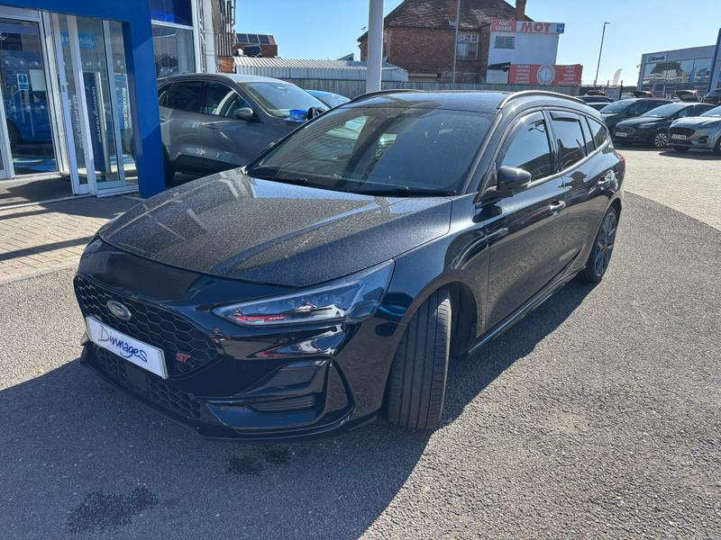 Used Ford Focus 2023 for sale - 75922472: Photo 4