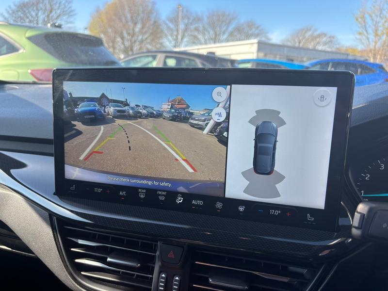 Used Ford Focus 2023 for sale - 77975856: Photo 23