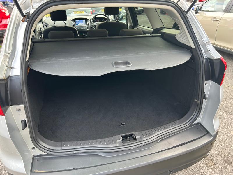 Used Ford Focus 2017 for sale - 77934986: Photo 16