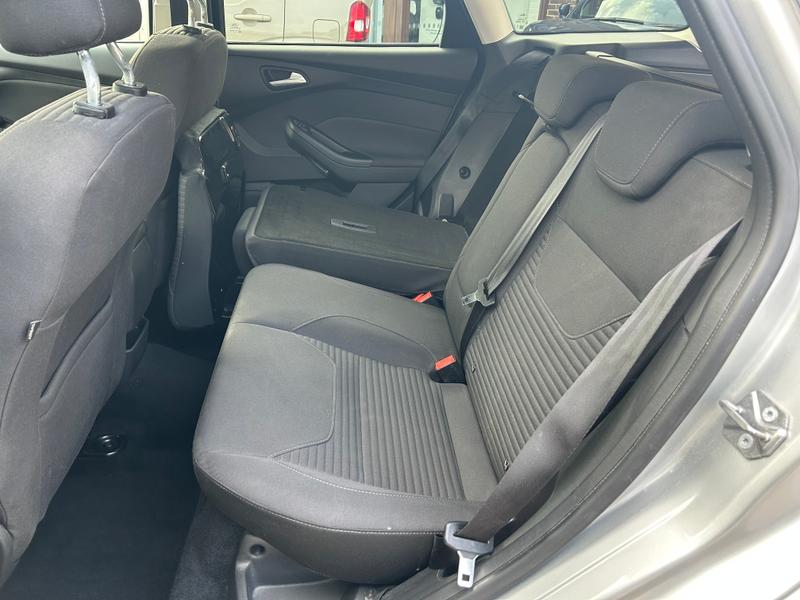 Used Ford Focus 2017 for sale - 77934986: Photo 20