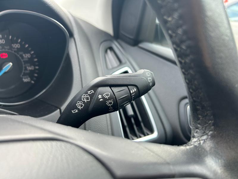 Used Ford Focus 2017 for sale - 77934986: Photo 30