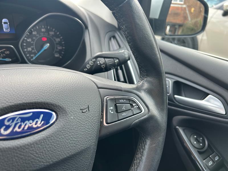 Used Ford Focus 2017 for sale - 77934986: Photo 31