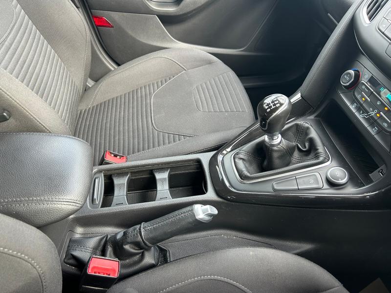 Used Ford Focus 2017 for sale - 77934986: Photo 37