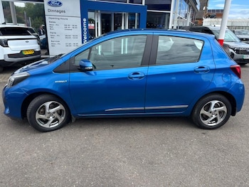 Used Toyota Yaris 2015 for sale - 78486786: Photo