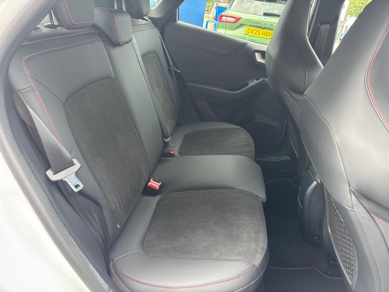 Used Ford Puma 2023 for sale - 75650660: Photo 16