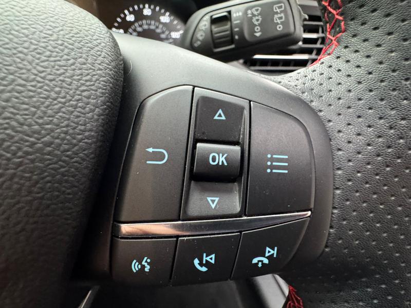 Used Ford Focus 2023 for sale - 76038191: Photo 21