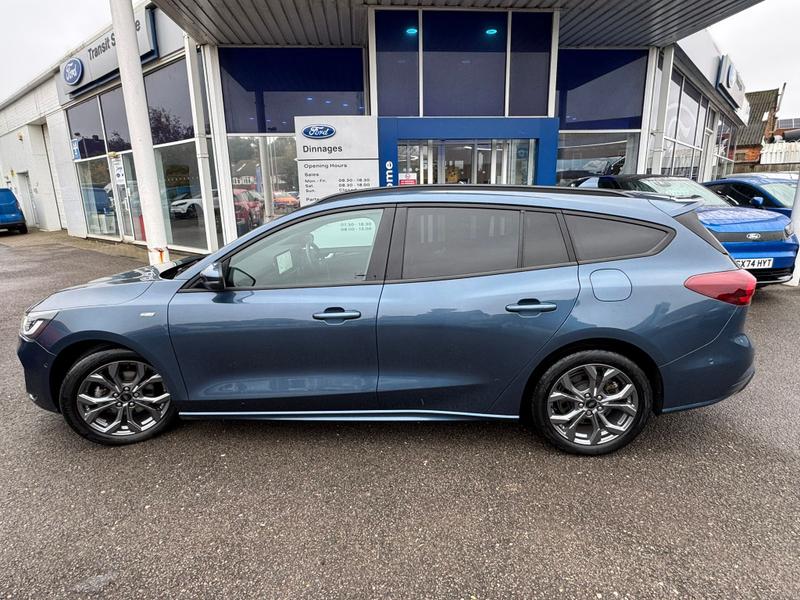 Used Ford Focus 2023 for sale - 76038191: Photo 6