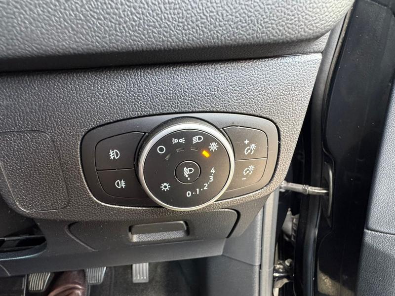 Used Ford Focus 2018 for sale - 75922590: Photo 19