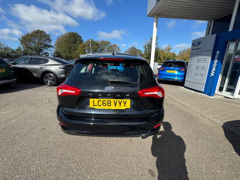 Used Ford Focus 2018 for sale - 75922590: Photo 4