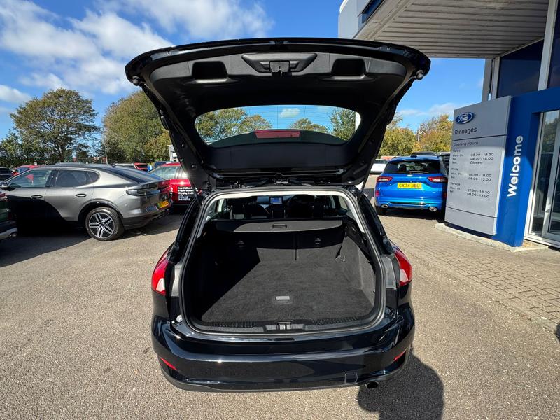 Used Ford Focus 2018 for sale - 75922590: Photo 8