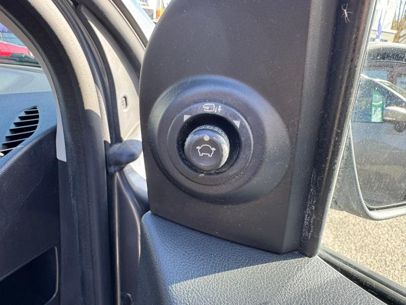 Used Ford Ka+ 2017 for sale - 78166412: Photo 35