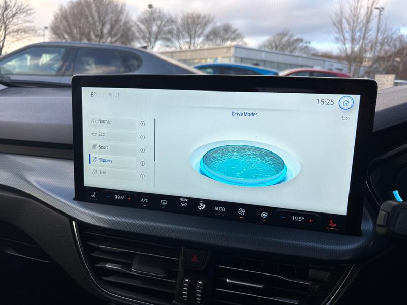 Used Ford Focus 2024 for sale - 77354396: Photo 31