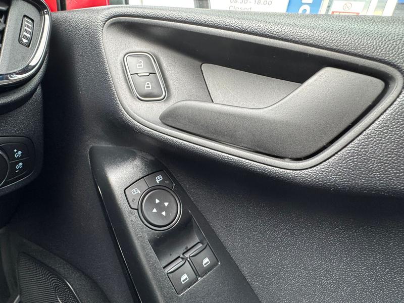 Used Ford Fiesta 2022 for sale - 76038217: Photo 18