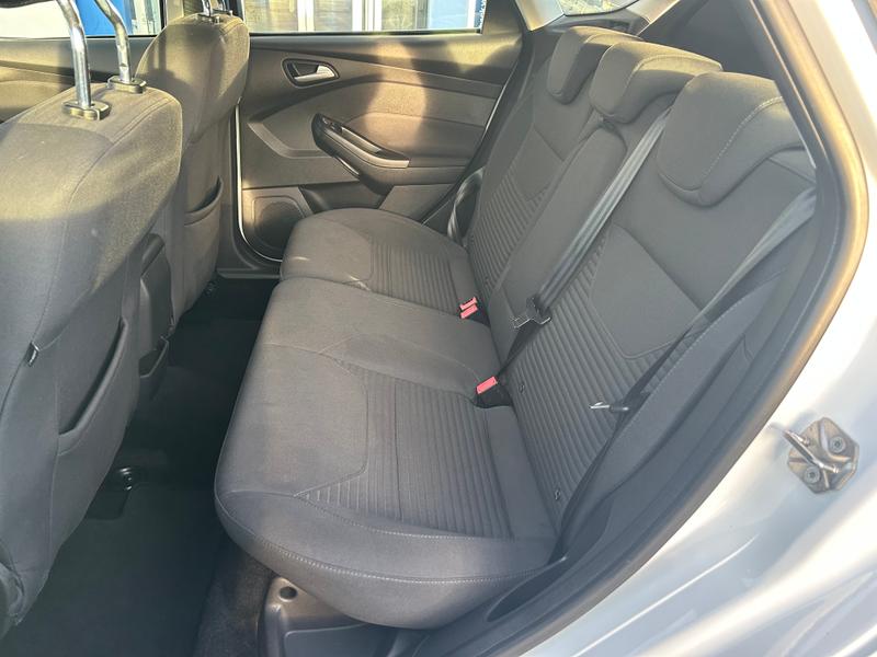 Used Ford Focus 2015 for sale - 76931346: Photo 18