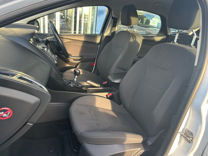 Used Ford Focus 2015 for sale - 76931346: Photo 22