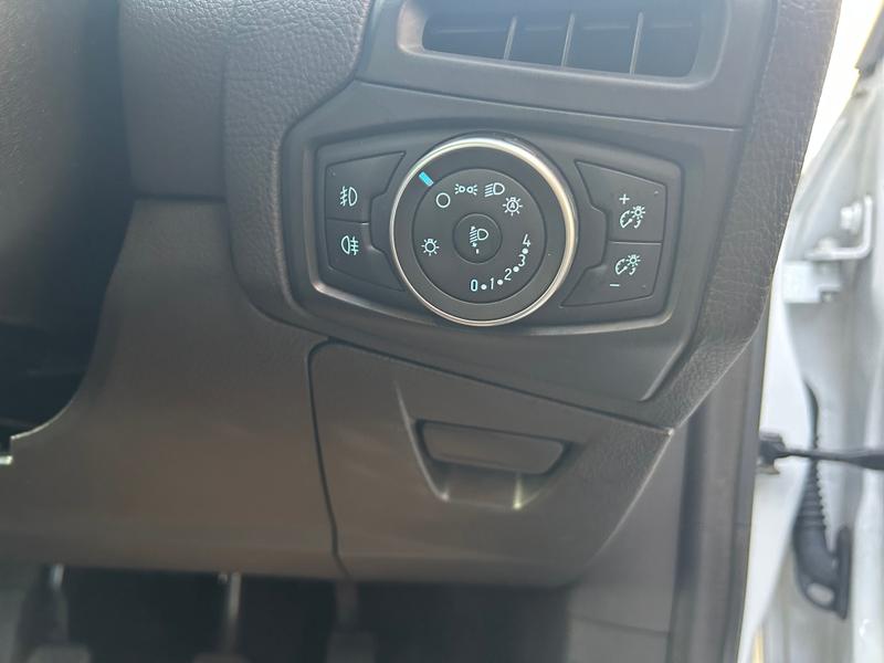 Used Ford Focus 2015 for sale - 76931346: Photo 26