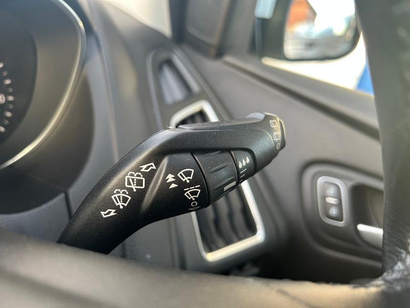 Used Ford Focus 2015 for sale - 76931346: Photo 29