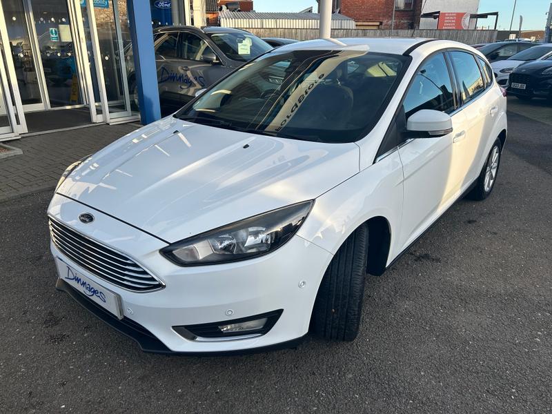Used Ford Focus 2015 for sale - 76931346: Photo 3
