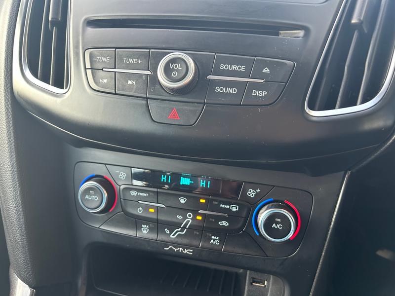 Used Ford Focus 2015 for sale - 76931346: Photo 36