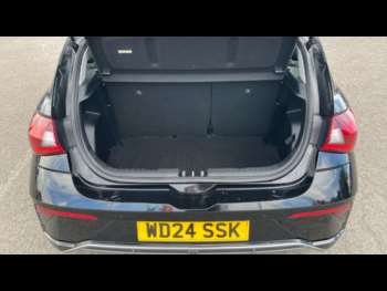 Used Hyundai i20 2024 for sale - 75303770: Photo