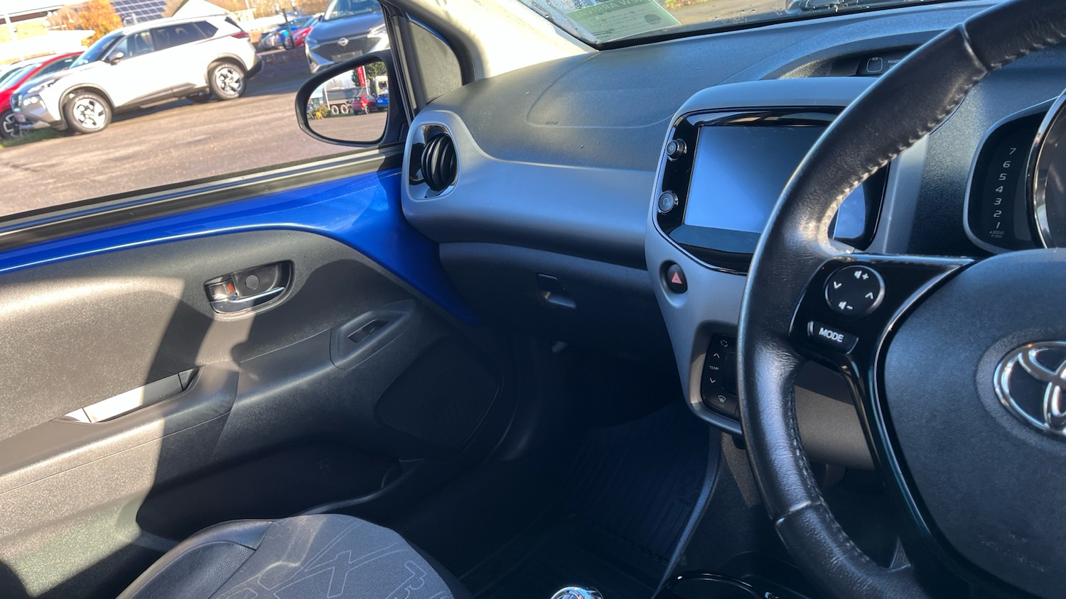 Used Toyota AYGO 2018 for sale - 76891946: Photo 14