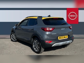 Used Kia Stonic 2023 for sale - 78765434: Photo