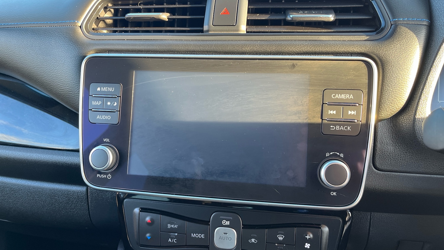 Used Nissan Leaf 2024 for sale - 76891945: Photo 12