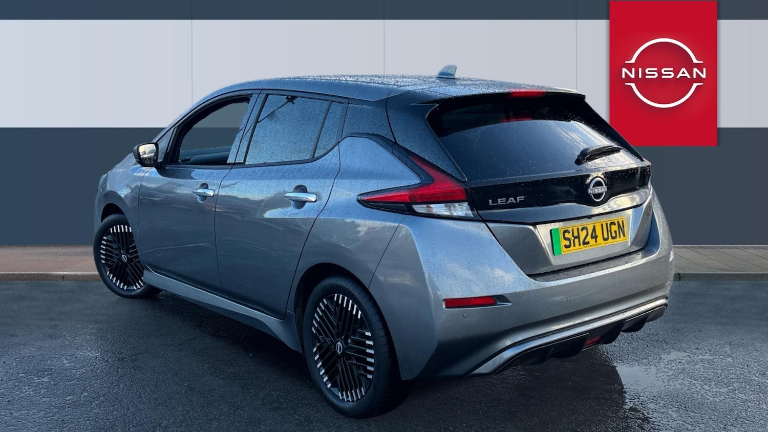 Used Nissan Leaf 2024 for sale - 76891945: Photo 2