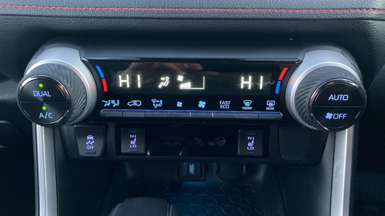 Used Toyota RAV4 2022 for sale - 77260727: Photo 32