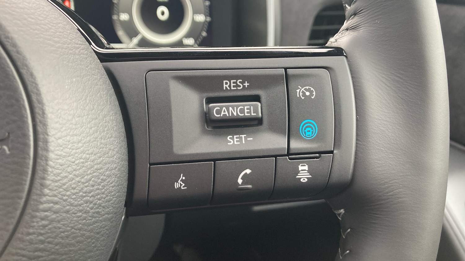 Used Nissan Qashqai 2025 for sale - 76847664: Photo 33