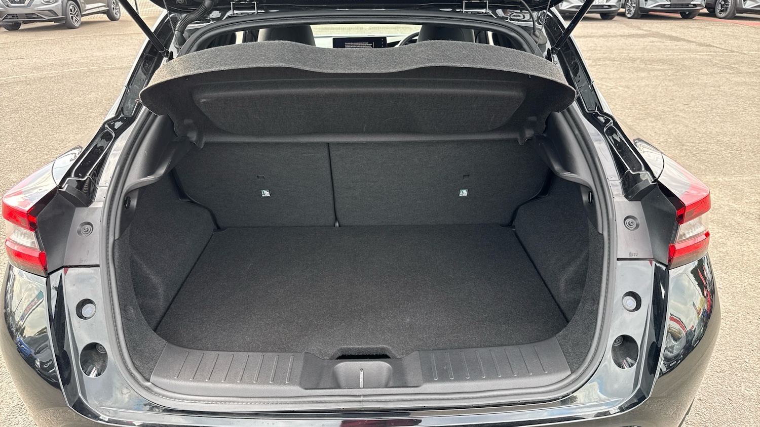 Used Nissan Juke 2024 for sale - 76172571: Photo 4