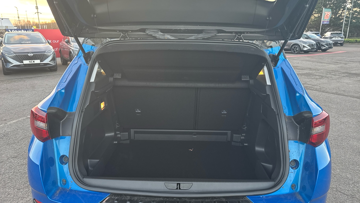 Used Vauxhall Grandland 2022 for sale - 77062040: Photo 4