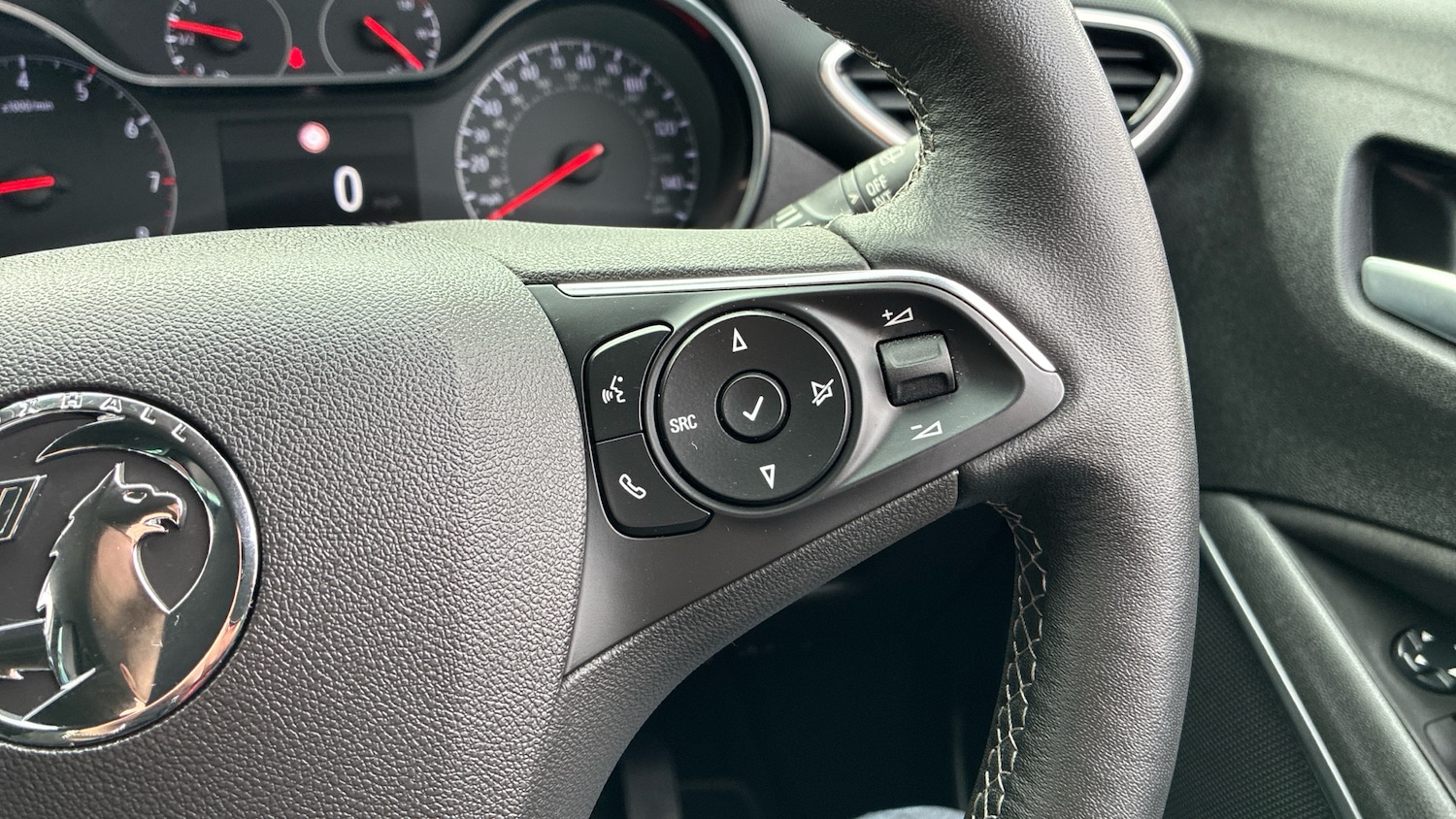 Used Vauxhall Crossland 2023 for sale - 77974440: Photo 22