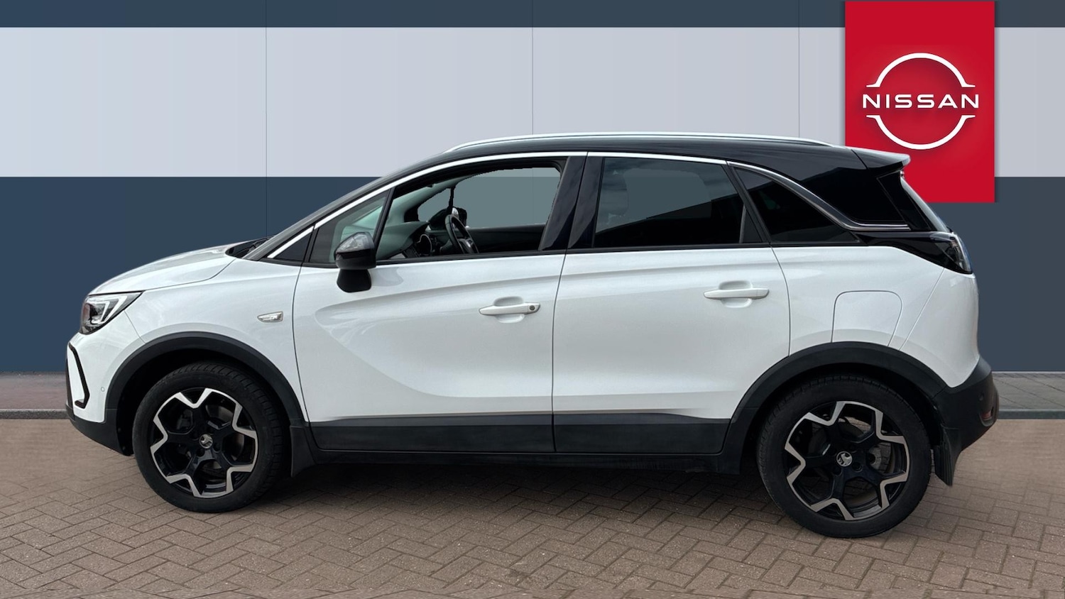 Used Vauxhall Crossland 2023 for sale - 77974440: Photo 5