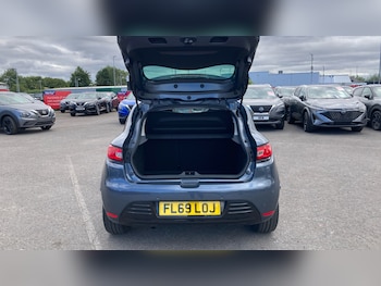 Used Renault Clio 2019 for sale - 79228716: Photo