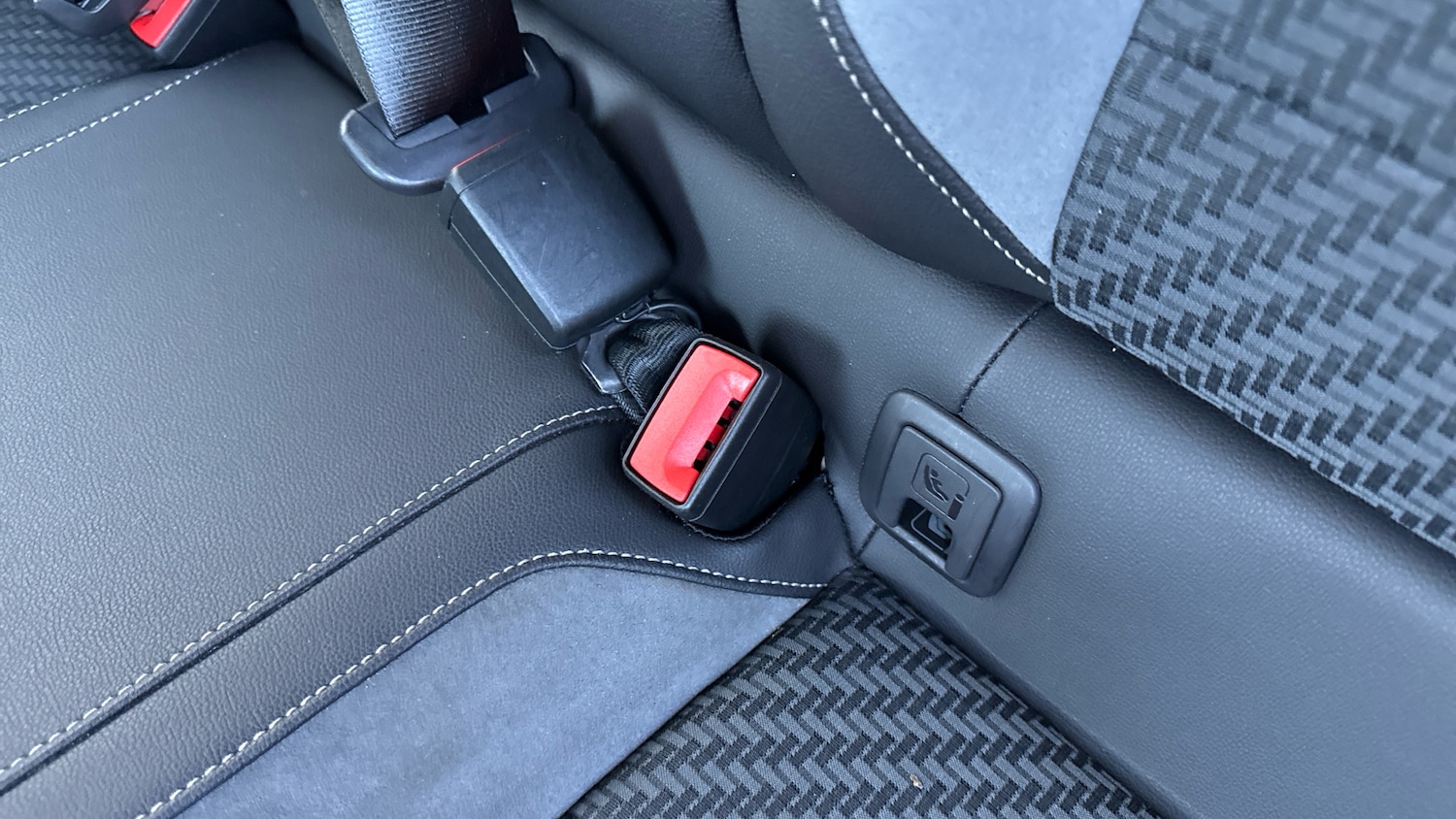 Used Volkswagen T-Roc 2021 for sale - 76983836: Photo 17