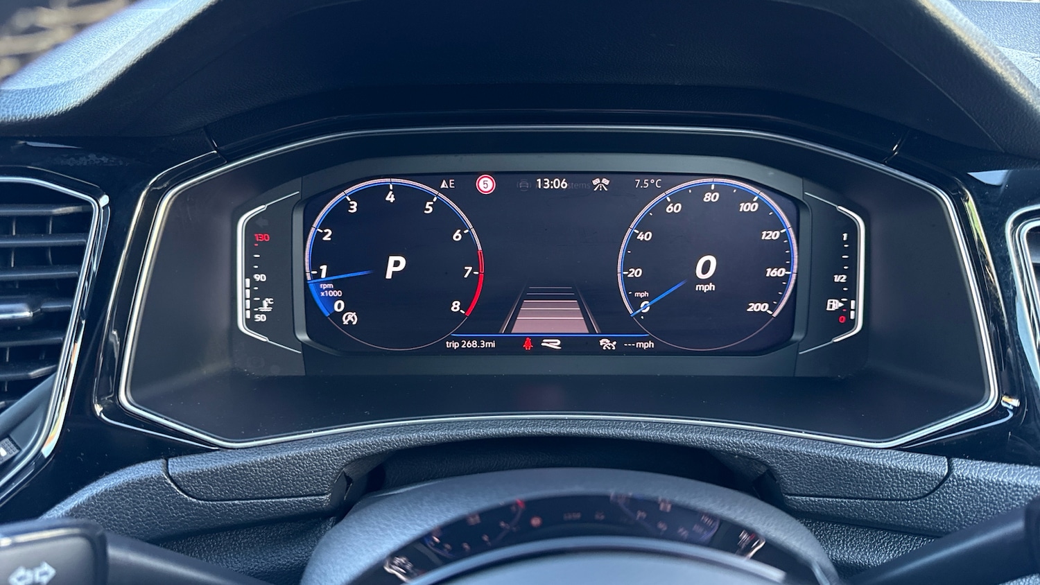 Used Volkswagen T-Roc 2021 for sale - 76983836: Photo 26