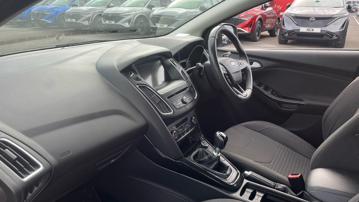 Used Ford Focus 2016 for sale - 76969654: Photo 9