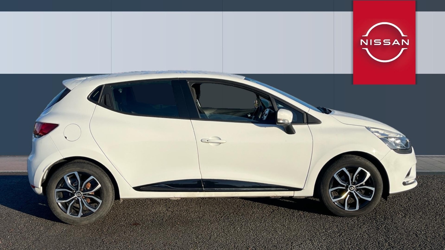 Used Renault Clio 2019 for sale - 76980734: Photo 5